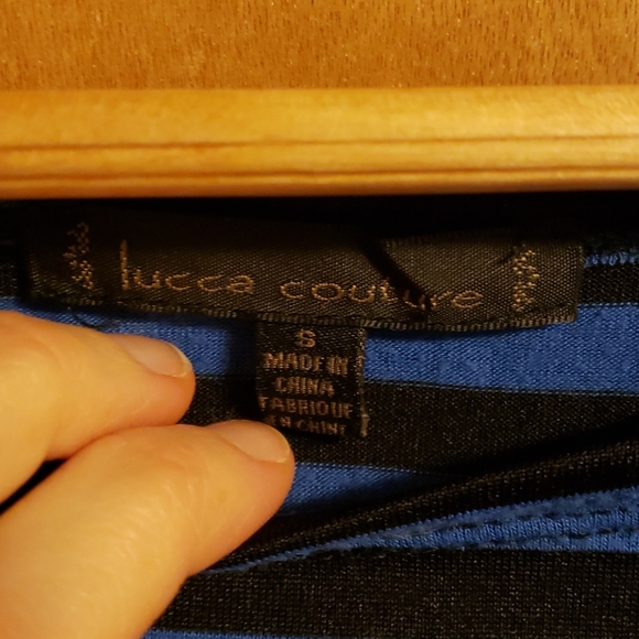 Striped 3/4 sleeve crop top - Picture 3 of 6